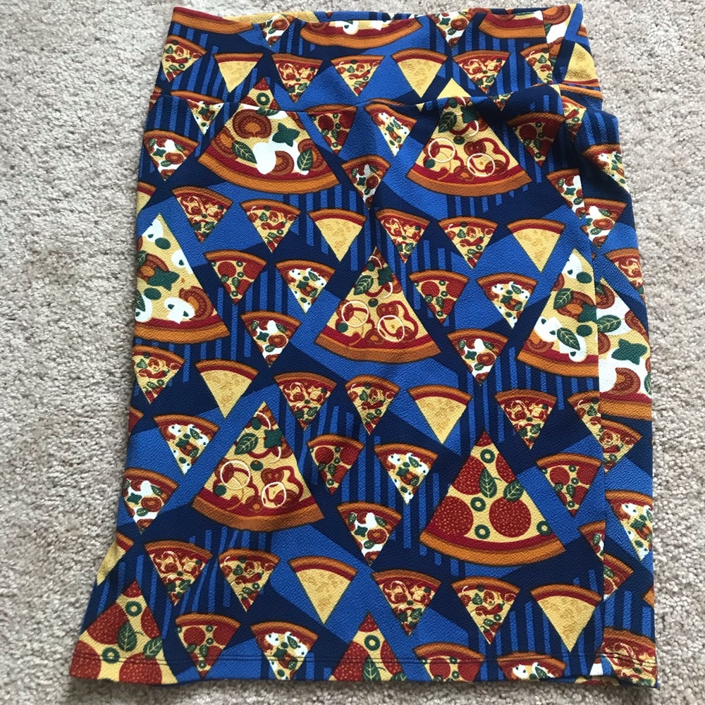 LuLaRoe Pizza Cassie